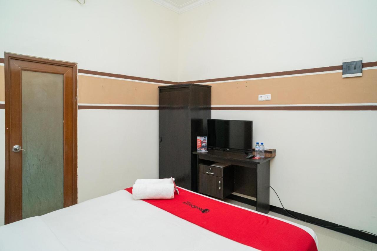 Reddoorz Syariah Near Marvel Mall 2 Guest house 2*