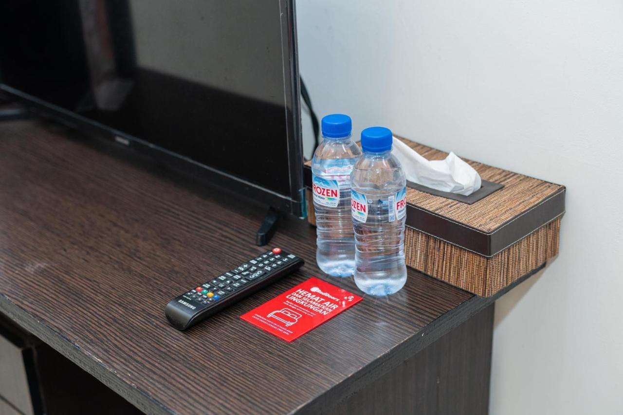 Reddoorz Syariah Near Marvel Mall 2 Guest house